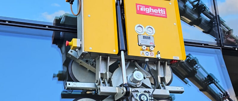 montaggio vetri con ventosa