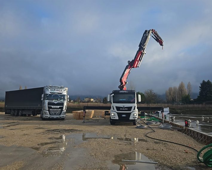 Man TGX 500 4 assi con Gru Fassi 545