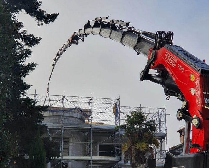 Scania 3 assi con Gru Fassi