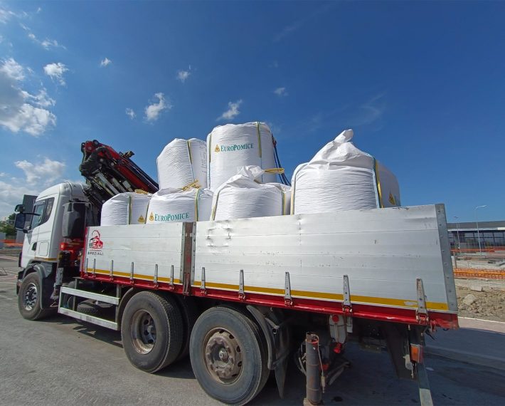 Scania 3 assi con Gru Fassi